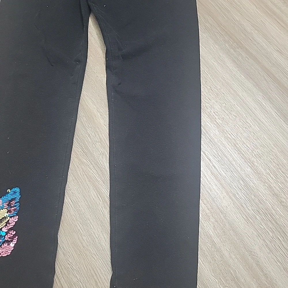 Star Ride Girls Butterfly  Black Pants Size 7/8
